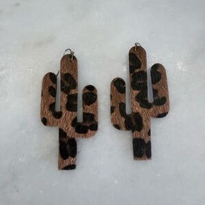 Leopard Cactus Statement Earrings - Brown & Black